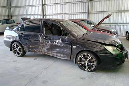 Cash-For-Cars-Damaged-Battered-Car